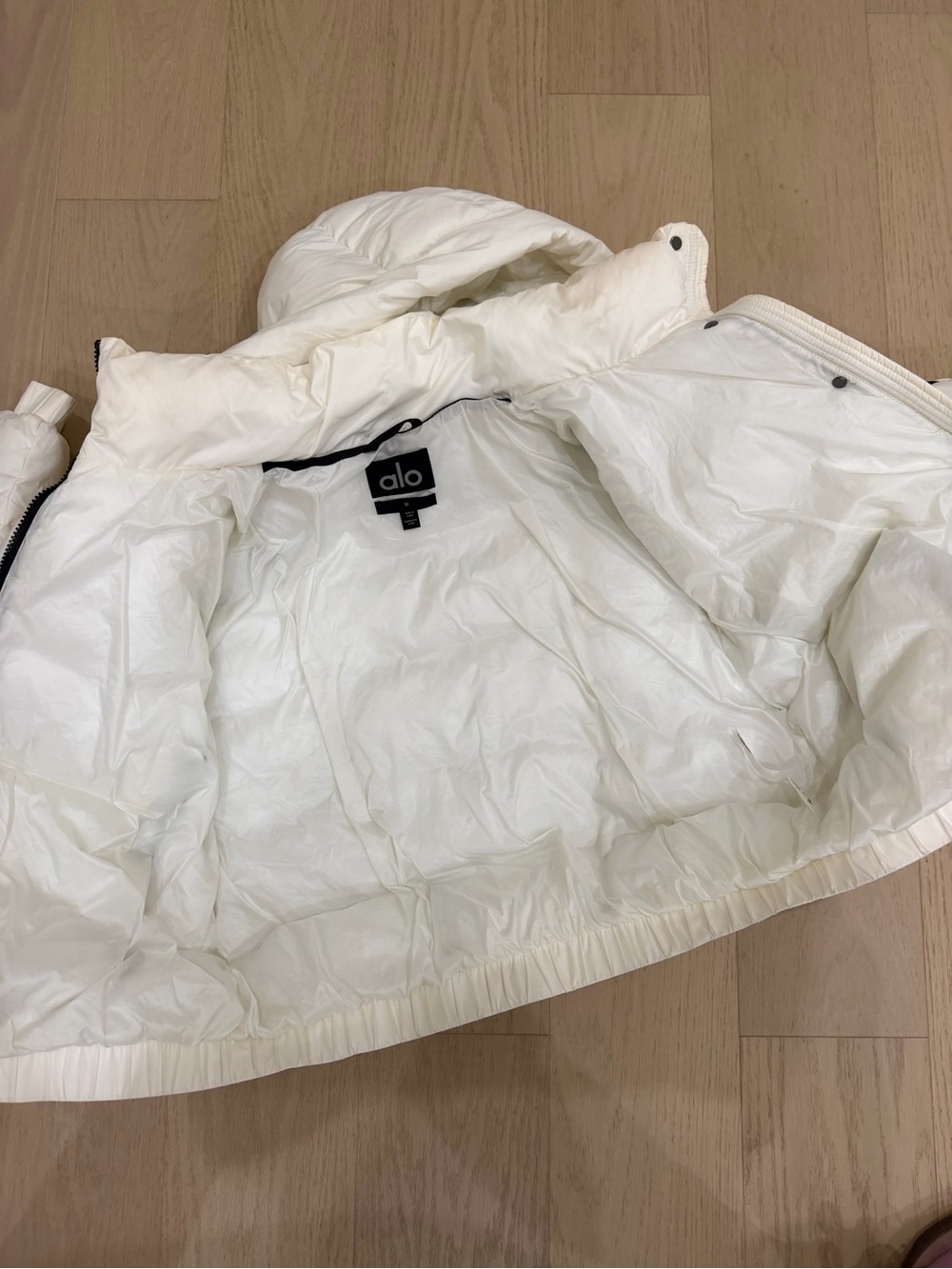 ALO puffer jacket - Picture 5 of 7